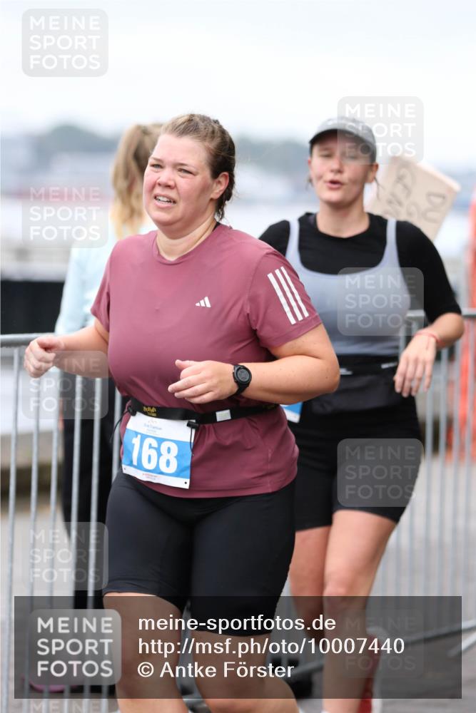 16.08.2026 - KN Förde Triathlon 2026 Antke Förster http://msf.ph/oto/10007440 16.08.2026 10:30:09 Laufen 168 meine-sportfotos.de