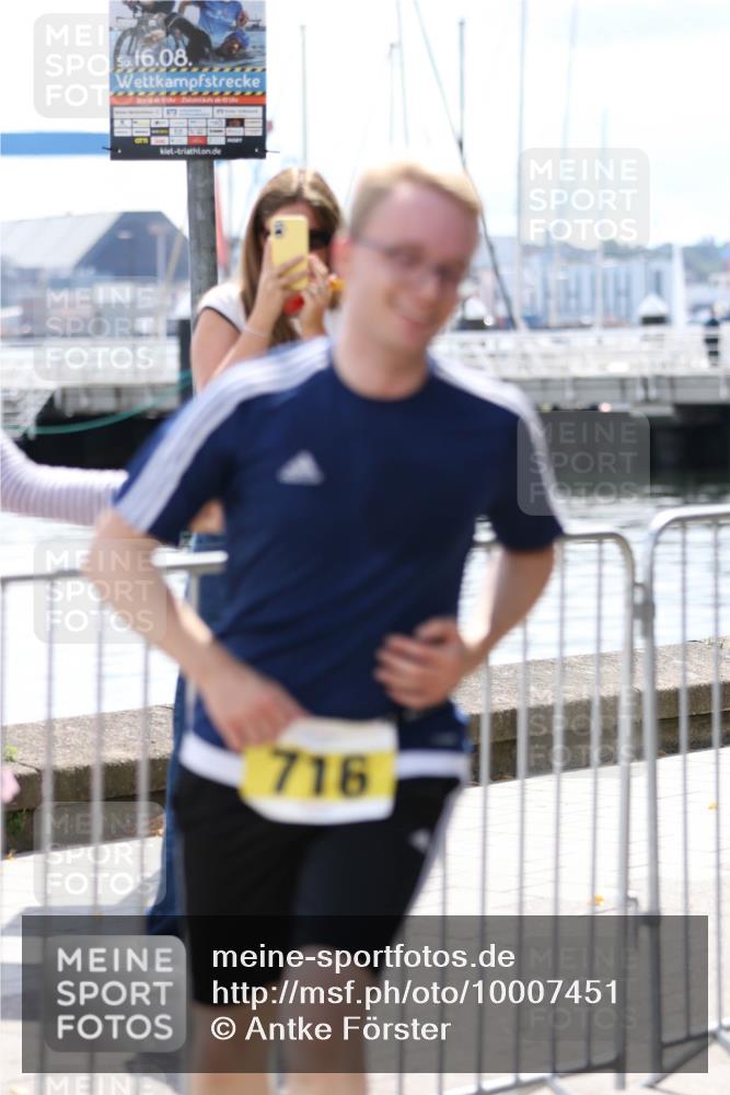 16.08.2026 - KN Förde Triathlon 2026 Antke Förster http://msf.ph/oto/10007451 16.08.2026 13:55:09 Laufen 16, 08, 716 meine-sportfotos.de