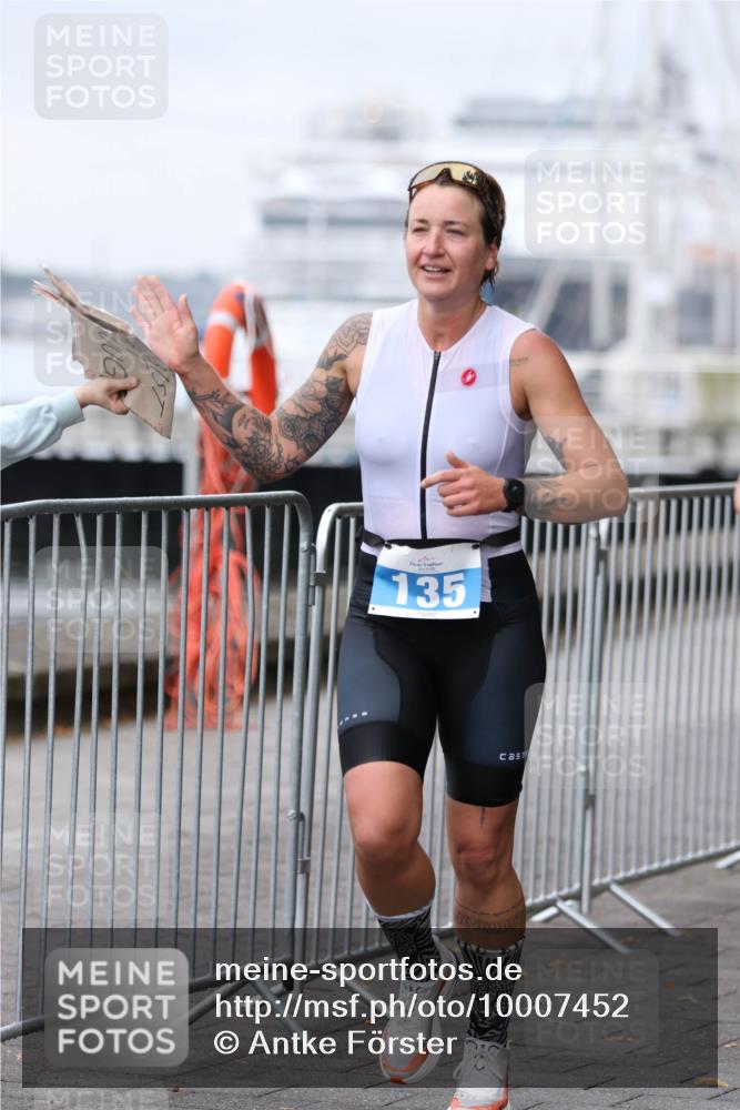 16.08.2026 - KN Förde Triathlon 2026 Antke Förster http://msf.ph/oto/10007452 16.08.2026 10:30:15 Laufen 135 meine-sportfotos.de