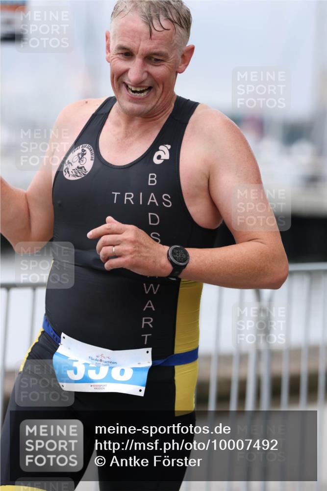 16.08.2026 - KN Förde Triathlon 2026 Antke Förster http://msf.ph/oto/10007492 16.08.2026 12:10:16 Laufen 300 meine-sportfotos.de