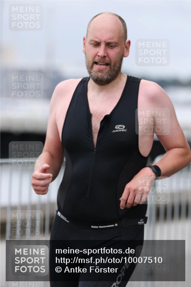 16.08.2026 - KN Förde Triathlon 2026 Antke Förster http://msf.ph/oto/10007510 16.08.2026 12:10:42 Laufen 0 meine-sportfotos.de