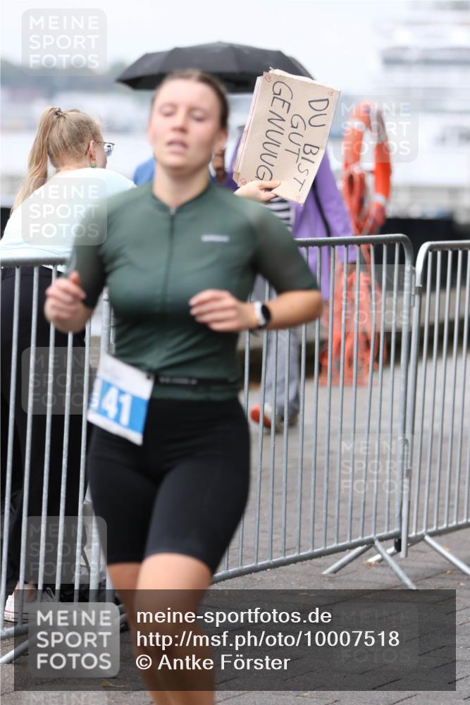 16.08.2026 - KN Förde Triathlon 2026 Antke Förster http://msf.ph/oto/10007518 16.08.2026 10:30:46 Laufen 141 meine-sportfotos.de