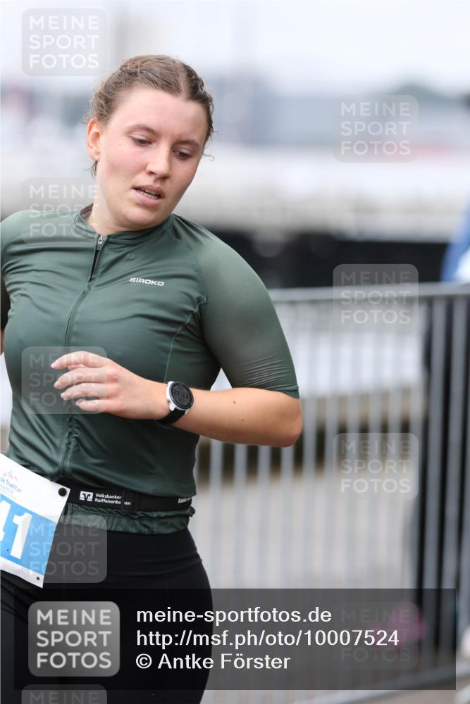 16.08.2026 - KN Förde Triathlon 2026 Antke Förster http://msf.ph/oto/10007524 16.08.2026 10:30:47 Laufen 2026 meine-sportfotos.de