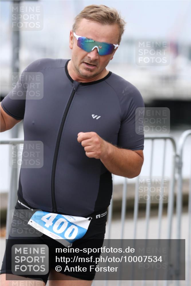16.08.2026 - KN Förde Triathlon 2026 Antke Förster http://msf.ph/oto/10007534 16.08.2026 12:10:52 Laufen 2026, 400 meine-sportfotos.de