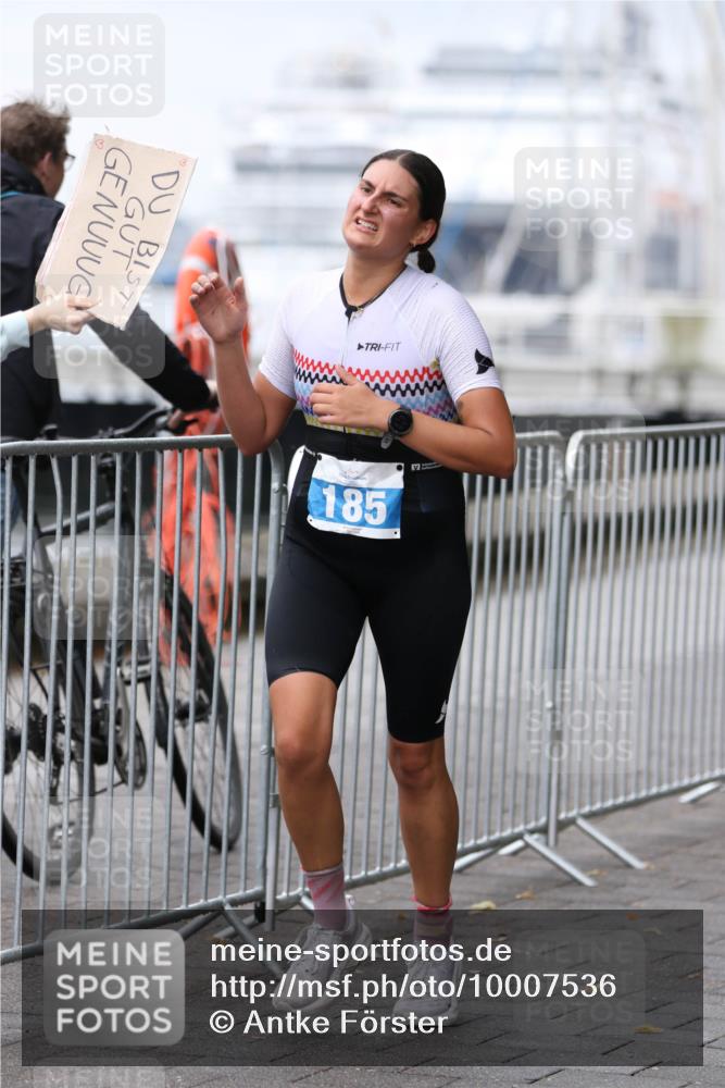 16.08.2026 - KN Förde Triathlon 2026 Antke Förster http://msf.ph/oto/10007536 16.08.2026 10:30:52 Laufen 185 meine-sportfotos.de