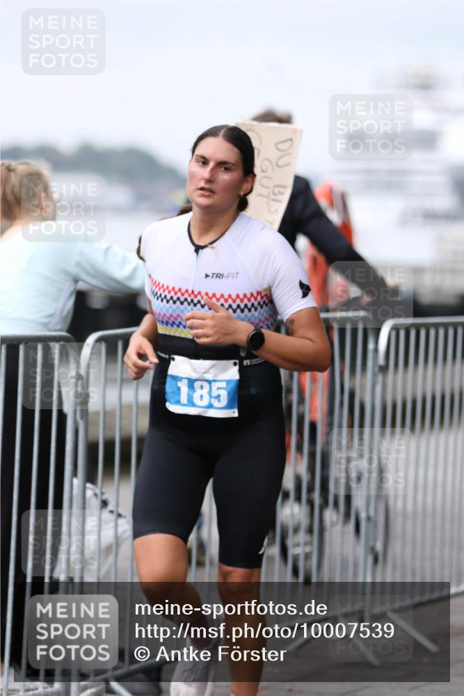 16.08.2026 - KN Förde Triathlon 2026 Antke Förster http://msf.ph/oto/10007539 16.08.2026 10:30:53 Laufen 185 meine-sportfotos.de