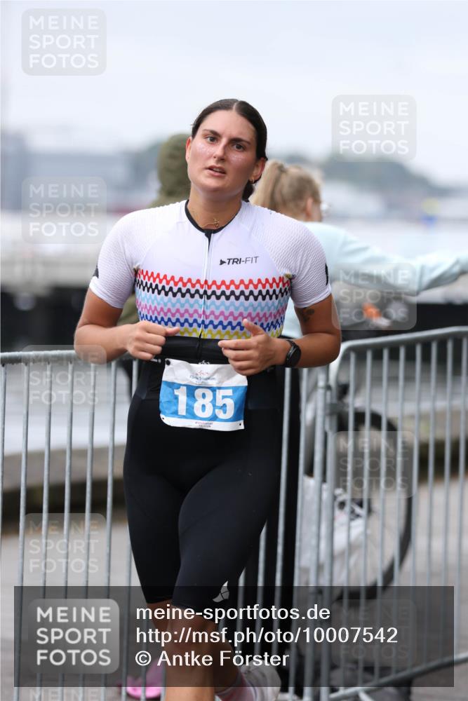 16.08.2026 - KN Förde Triathlon 2026 Antke Förster http://msf.ph/oto/10007542 16.08.2026 10:30:54 Laufen 2021, 185 meine-sportfotos.de