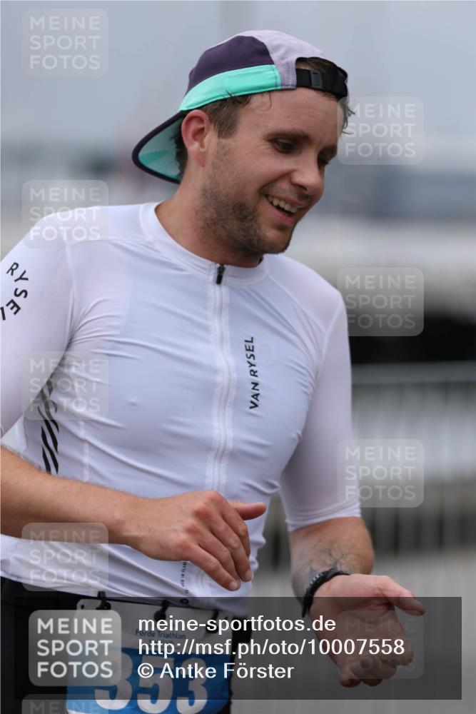 16.08.2026 - KN Förde Triathlon 2026 Antke Förster http://msf.ph/oto/10007558 16.08.2026 12:11:04 Laufen 2026, 353 meine-sportfotos.de
