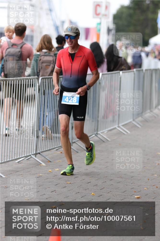 16.08.2026 - KN Förde Triathlon 2026 Antke Förster http://msf.ph/oto/10007561 16.08.2026 12:11:21 Laufen 428 meine-sportfotos.de