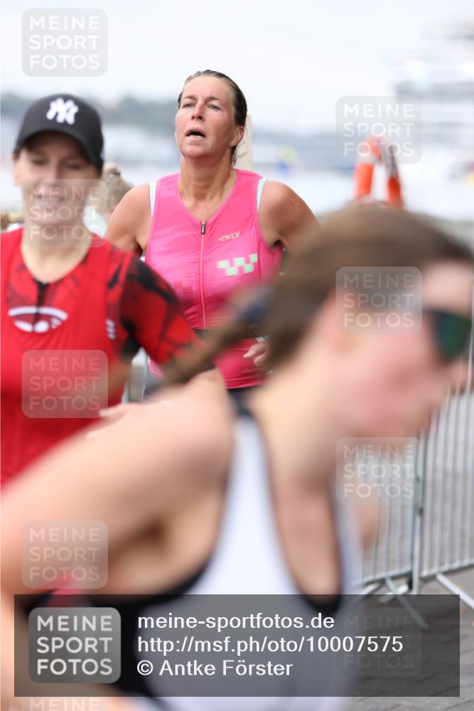 16.08.2026 - KN Förde Triathlon 2026 Antke Förster http://msf.ph/oto/10007575 16.08.2026 10:31:06 Laufen  meine-sportfotos.de