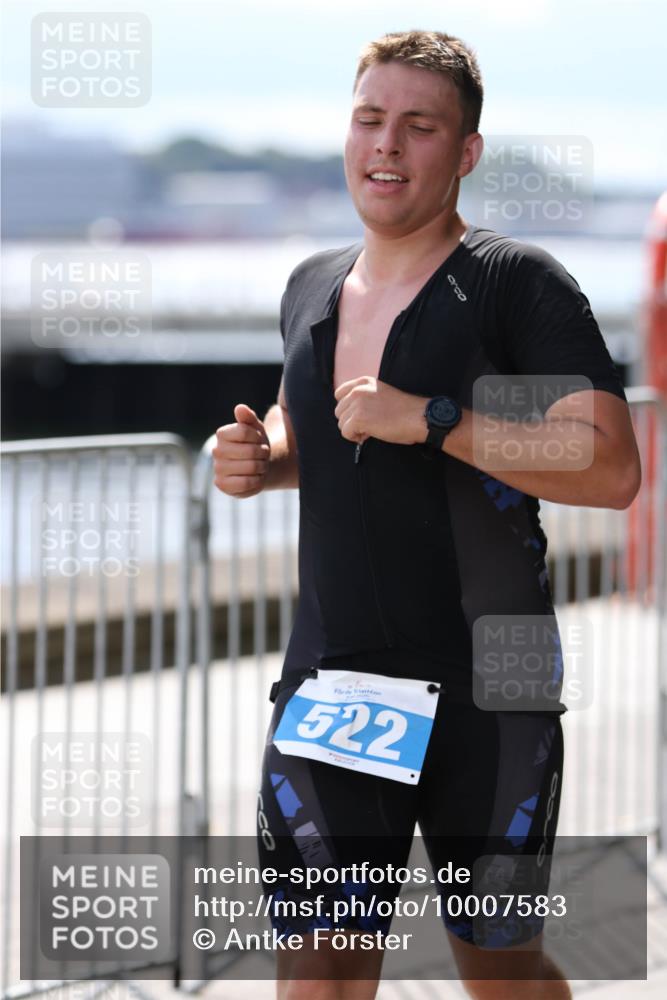 16.08.2026 - KN Förde Triathlon 2026 Antke Förster http://msf.ph/oto/10007583 16.08.2026 13:56:37 Laufen 522 meine-sportfotos.de
