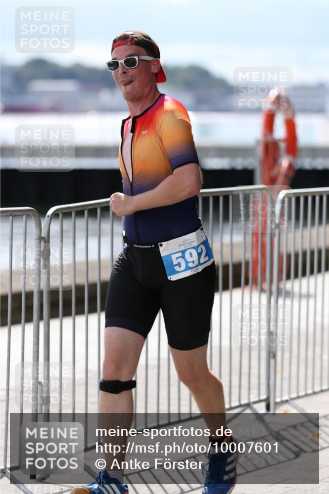 16.08.2026 - KN Förde Triathlon 2026 Antke Förster http://msf.ph/oto/10007601 16.08.2026 13:56:50 Laufen 41, 592 meine-sportfotos.de