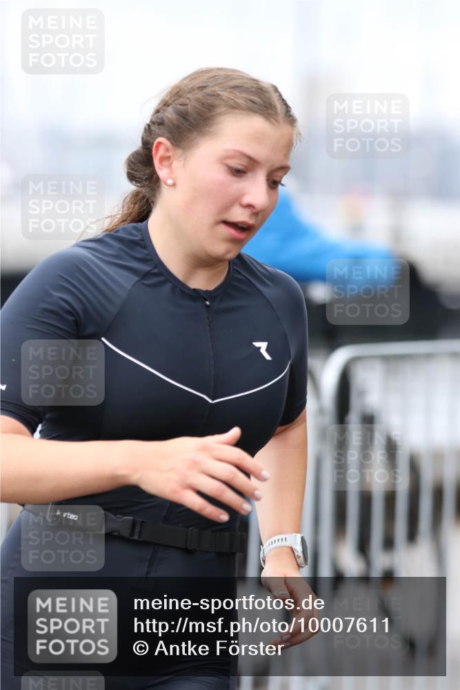 16.08.2026 - KN Förde Triathlon 2026 Antke Förster http://msf.ph/oto/10007611 16.08.2026 10:31:24 Laufen 7 meine-sportfotos.de