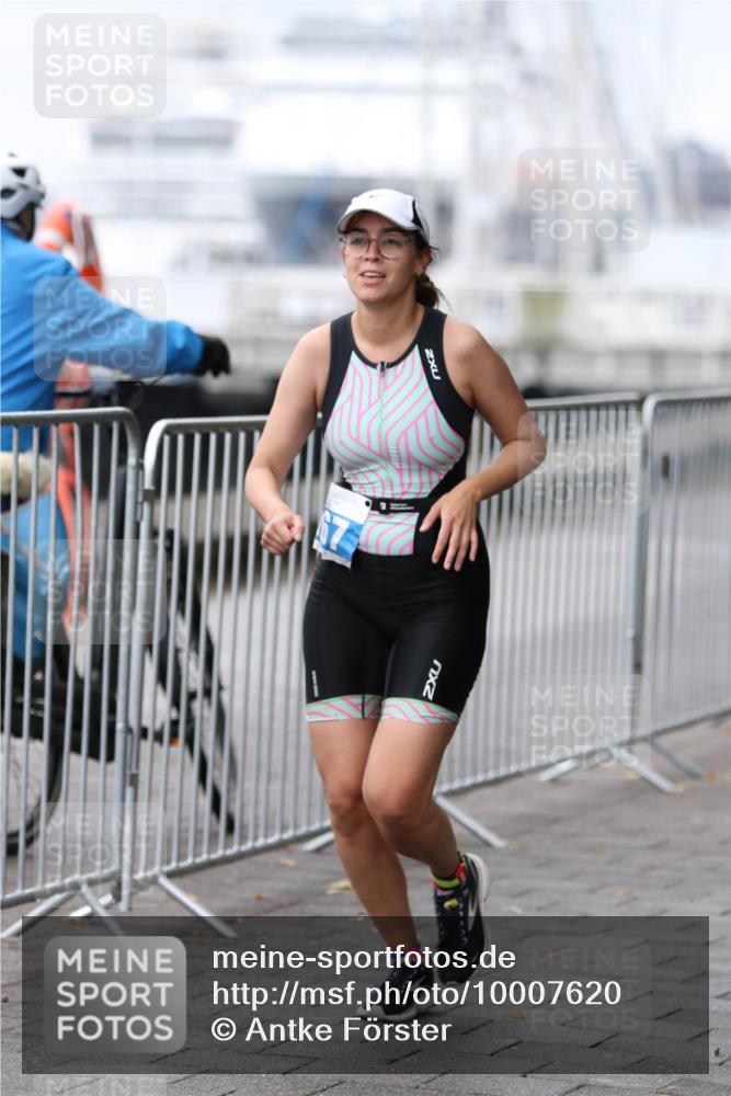16.08.2026 - KN Förde Triathlon 2026 Antke Förster http://msf.ph/oto/10007620 16.08.2026 10:31:33 Laufen  meine-sportfotos.de