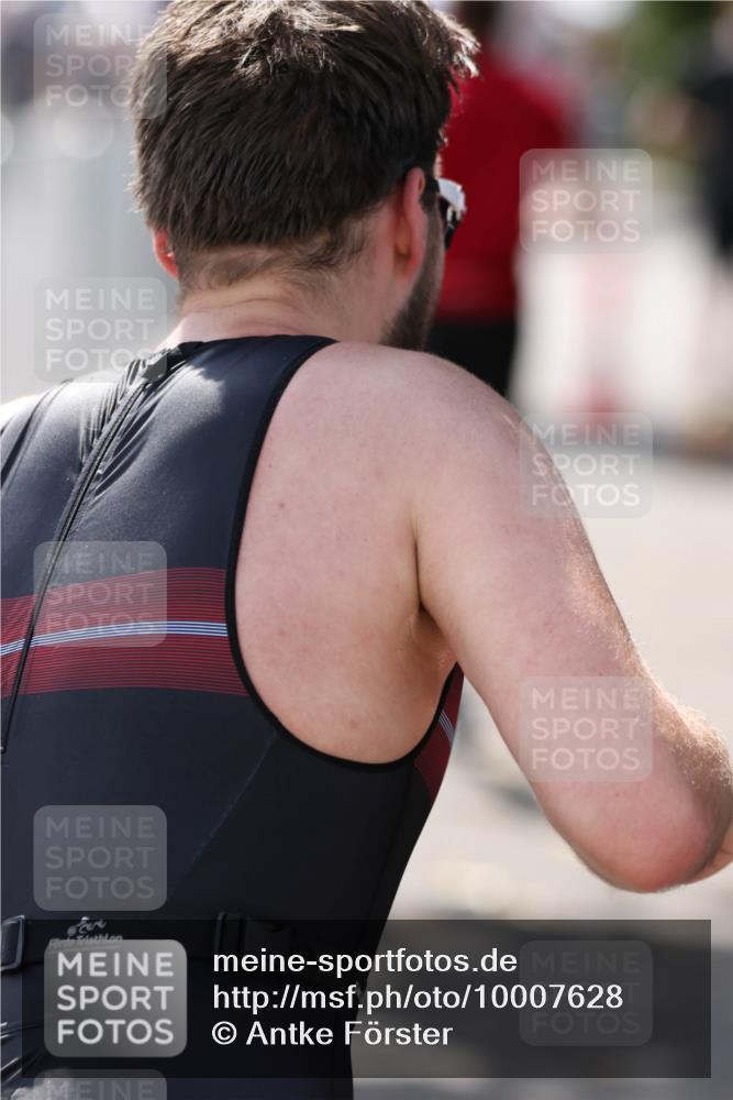 16.08.2026 - KN Förde Triathlon 2026 Antke Förster http://msf.ph/oto/10007628 16.08.2026 13:57:00 Laufen  meine-sportfotos.de