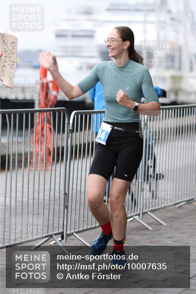 16.08.2026 - KN Förde Triathlon 2026 Antke Förster http://msf.ph/oto/10007635 16.08.2026 10:31:36 Laufen  meine-sportfotos.de