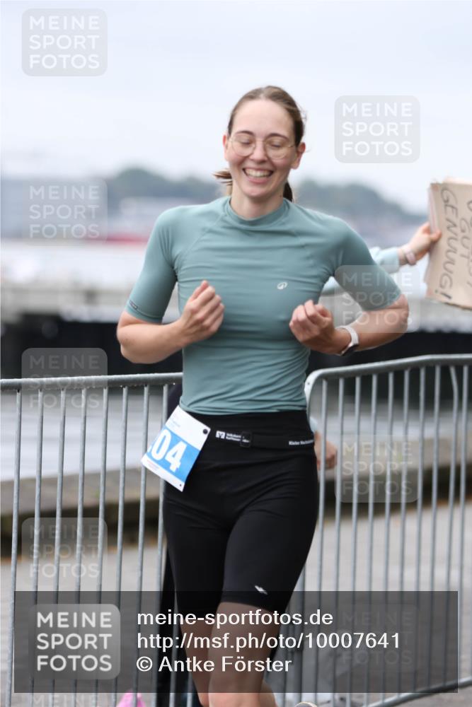 16.08.2026 - KN Förde Triathlon 2026 Antke Förster http://msf.ph/oto/10007641 16.08.2026 10:31:38 Laufen 04 meine-sportfotos.de