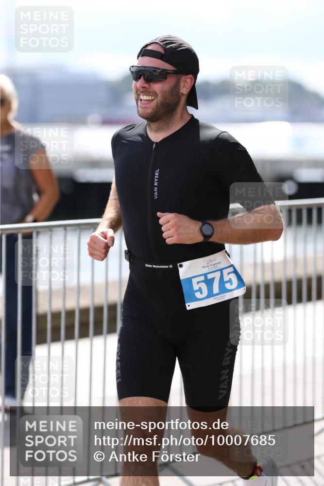 16.08.2026 - KN Förde Triathlon 2026 Antke Förster http://msf.ph/oto/10007685 16.08.2026 13:57:37 Laufen 2026, 575 meine-sportfotos.de