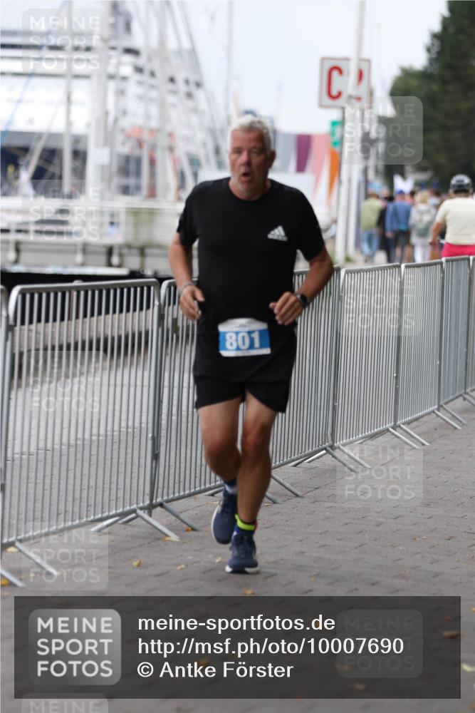16.08.2026 - KN Förde Triathlon 2026 Antke Förster http://msf.ph/oto/10007690 16.08.2026 12:12:37 Laufen 801 meine-sportfotos.de