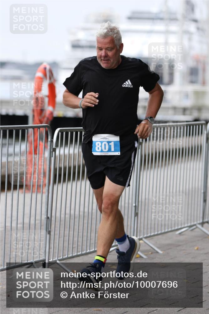 16.08.2026 - KN Förde Triathlon 2026 Antke Förster http://msf.ph/oto/10007696 16.08.2026 12:12:38 Laufen 801 meine-sportfotos.de