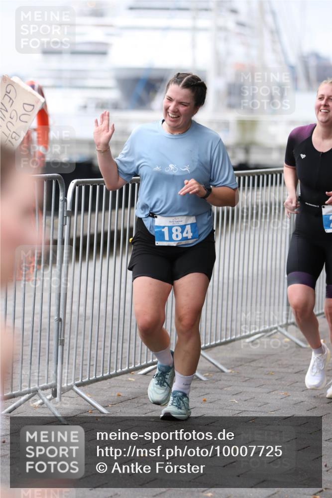 16.08.2026 - KN Förde Triathlon 2026 Antke Förster http://msf.ph/oto/10007725 16.08.2026 10:32:07 Laufen 184 meine-sportfotos.de