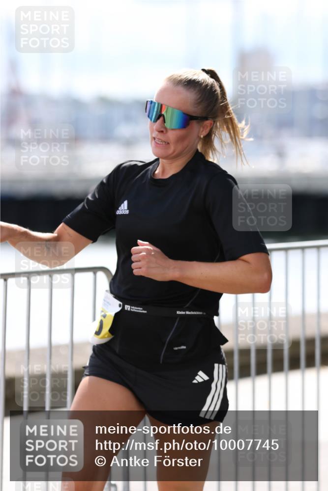16.08.2026 - KN Förde Triathlon 2026 Antke Förster http://msf.ph/oto/10007745 16.08.2026 13:58:30 Laufen  meine-sportfotos.de