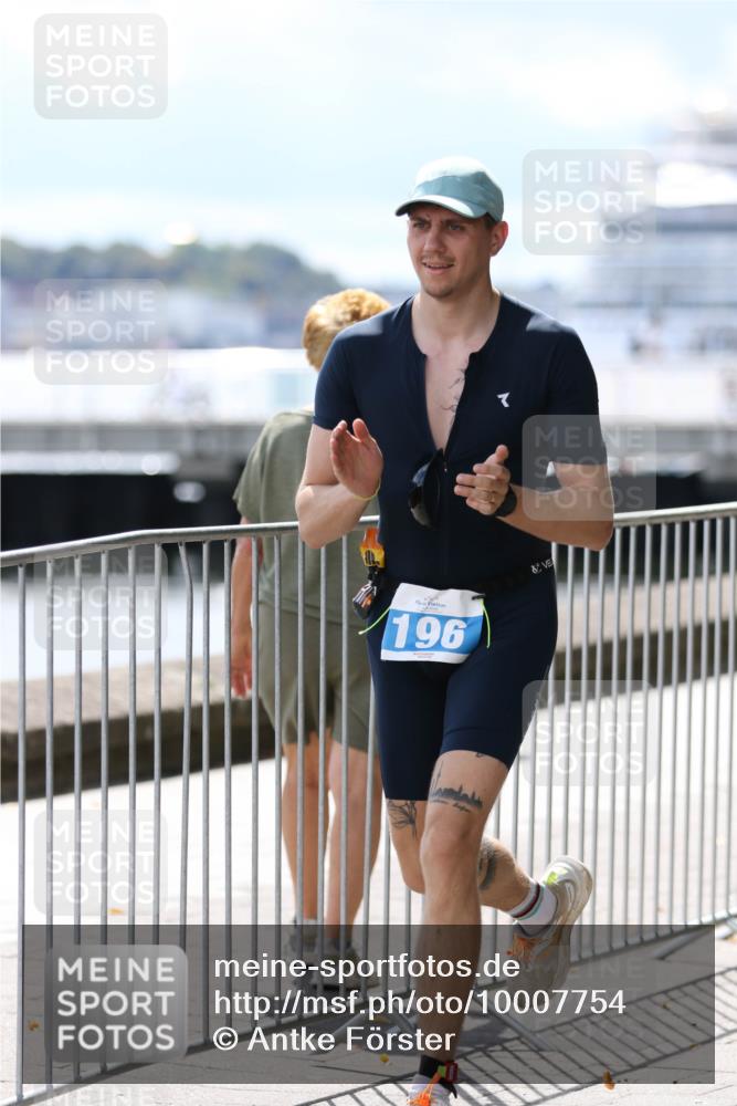 16.08.2026 - KN Förde Triathlon 2026 Antke Förster http://msf.ph/oto/10007754 16.08.2026 13:58:44 Laufen 196 meine-sportfotos.de