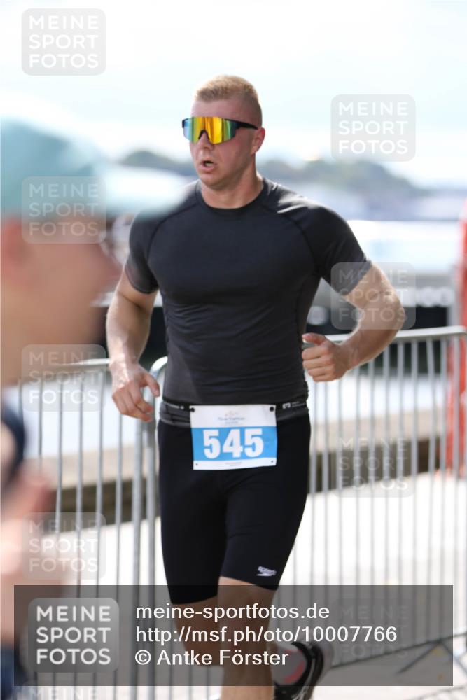 16.08.2026 - KN Förde Triathlon 2026 Antke Förster http://msf.ph/oto/10007766 16.08.2026 13:58:47 Laufen 545 meine-sportfotos.de