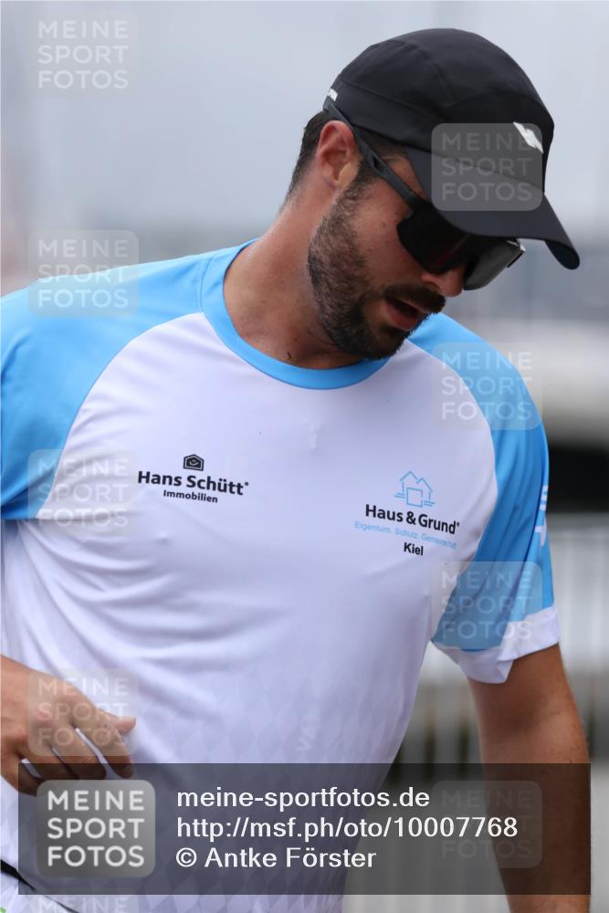 16.08.2026 - KN Förde Triathlon 2026 Antke Förster http://msf.ph/oto/10007768 16.08.2026 12:13:14 Laufen  meine-sportfotos.de