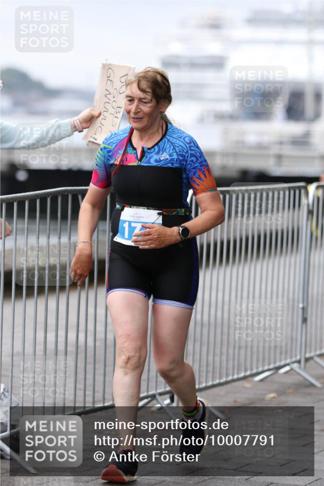 16.08.2026 - KN Förde Triathlon 2026 Antke Förster http://msf.ph/oto/10007791 16.08.2026 10:32:25 Laufen 17 meine-sportfotos.de