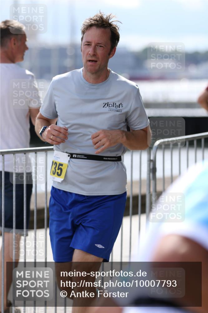 16.08.2026 - KN Förde Triathlon 2026 Antke Förster http://msf.ph/oto/10007793 16.08.2026 13:58:55 Laufen 135 meine-sportfotos.de