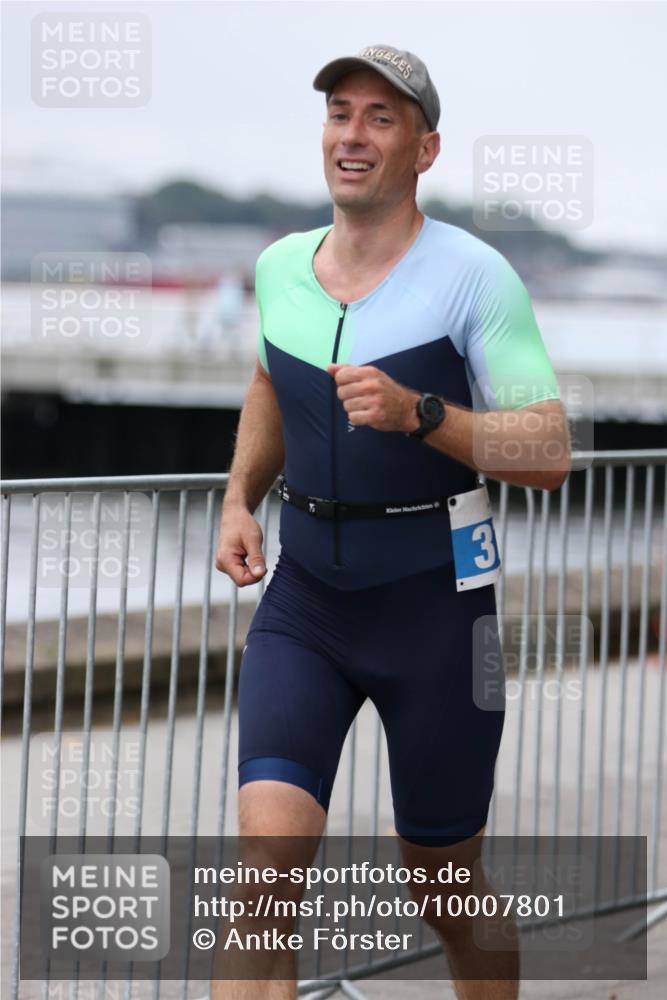 16.08.2026 - KN Förde Triathlon 2026 Antke Förster http://msf.ph/oto/10007801 16.08.2026 12:13:34 Laufen 3 meine-sportfotos.de