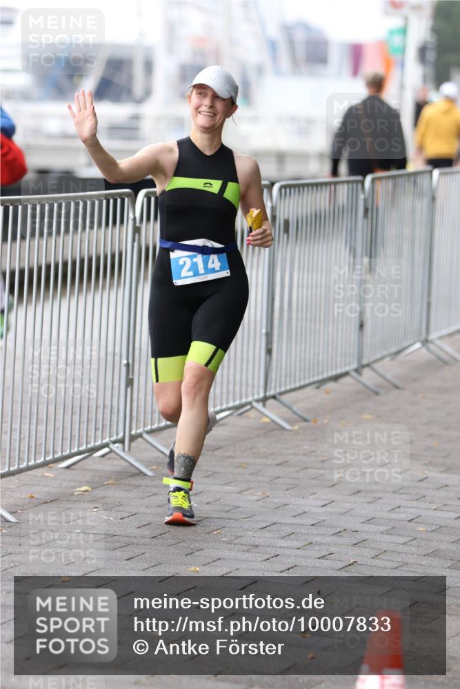 16.08.2026 - KN Förde Triathlon 2026 Antke Förster http://msf.ph/oto/10007833 16.08.2026 10:32:42 Laufen 214 meine-sportfotos.de