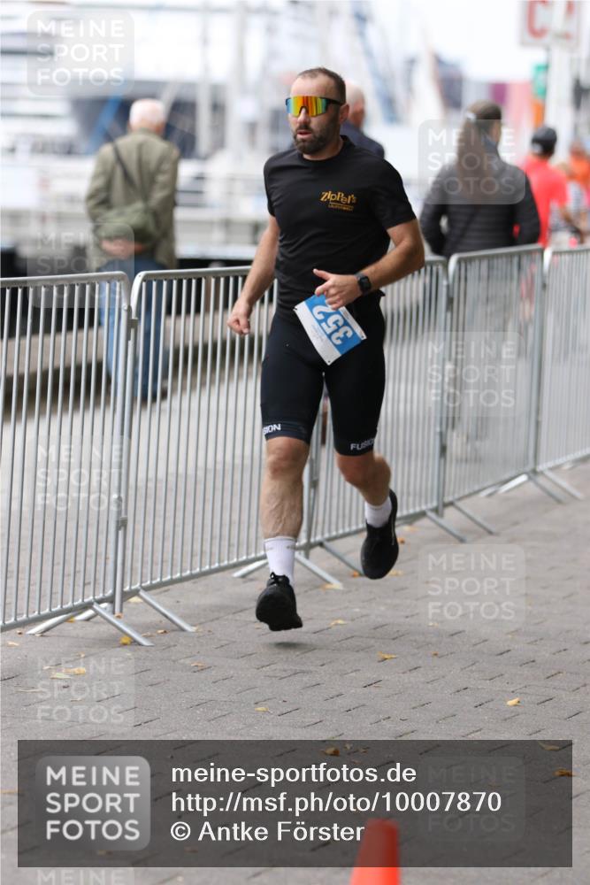 16.08.2026 - KN Förde Triathlon 2026 Antke Förster http://msf.ph/oto/10007870 16.08.2026 12:14:28 Laufen 352 meine-sportfotos.de