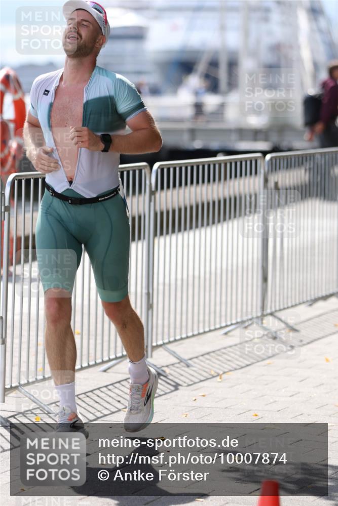 16.08.2026 - KN Förde Triathlon 2026 Antke Förster http://msf.ph/oto/10007874 16.08.2026 13:59:49 Laufen  meine-sportfotos.de