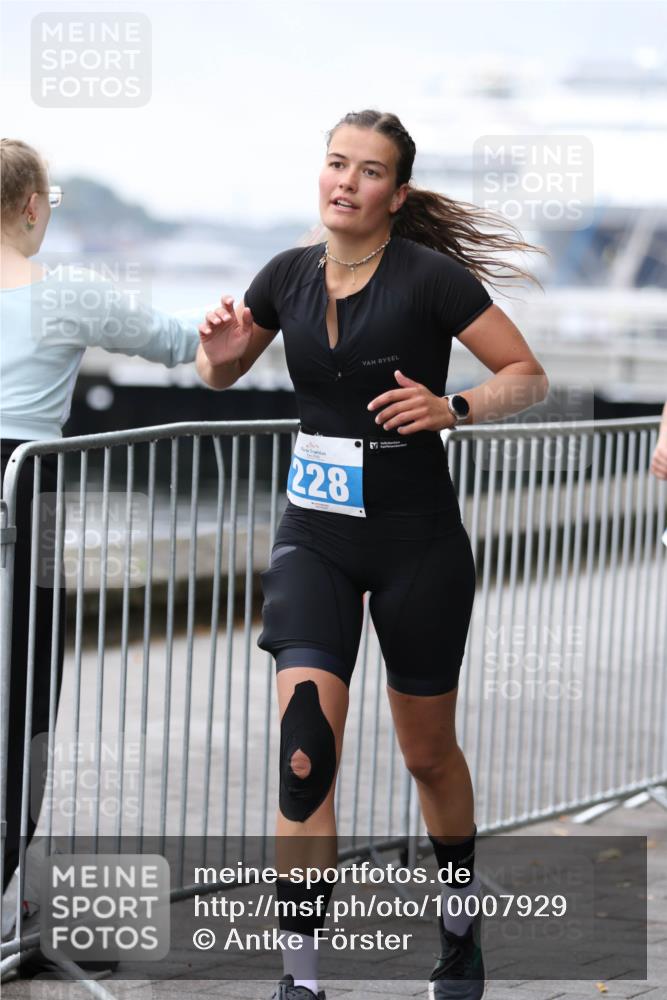 16.08.2026 - KN Förde Triathlon 2026 Antke Förster http://msf.ph/oto/10007929 16.08.2026 10:33:28 Laufen 228 meine-sportfotos.de