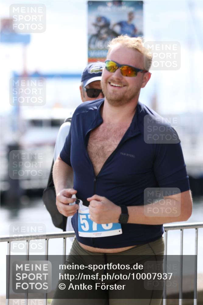 16.08.2026 - KN Förde Triathlon 2026 Antke Förster http://msf.ph/oto/10007937 16.08.2026 14:00:22 Laufen 51 meine-sportfotos.de