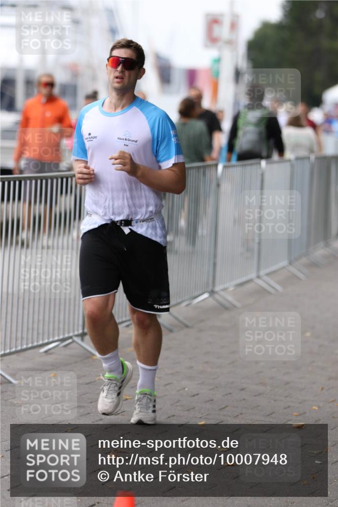 16.08.2026 - KN Förde Triathlon 2026 Antke Förster http://msf.ph/oto/10007948 16.08.2026 12:15:13 Laufen  meine-sportfotos.de