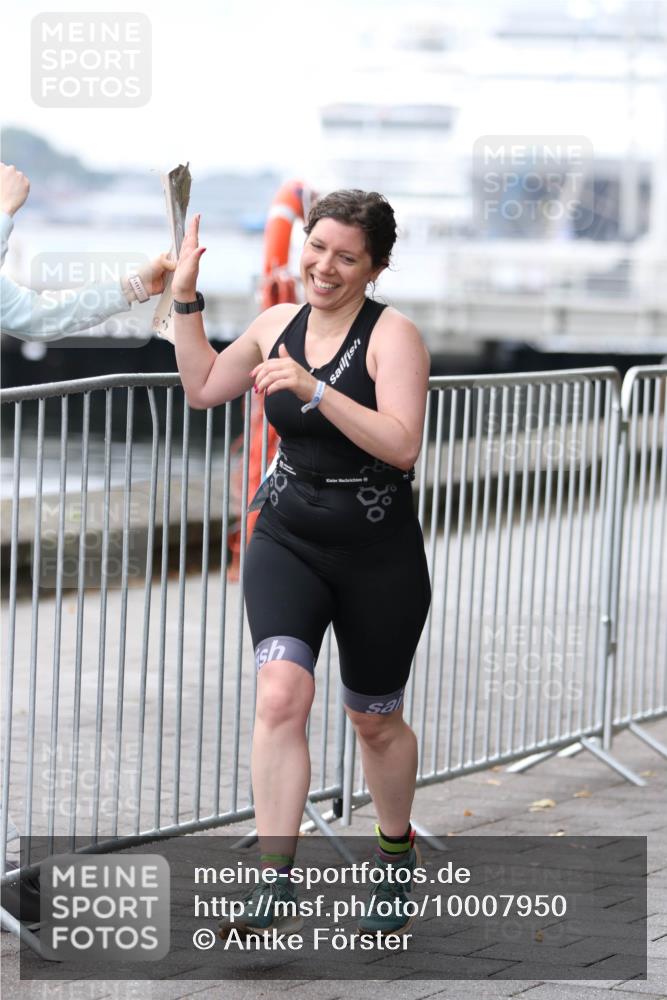 16.08.2026 - KN Förde Triathlon 2026 Antke Förster http://msf.ph/oto/10007950 16.08.2026 10:33:36 Laufen  meine-sportfotos.de