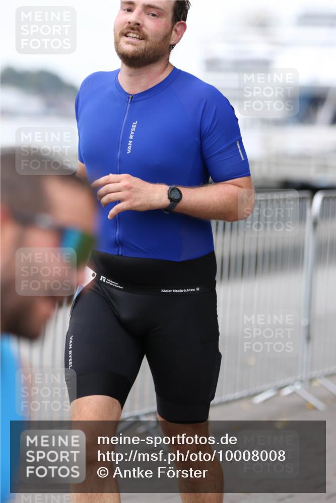16.08.2026 - KN Förde Triathlon 2026 Antke Förster http://msf.ph/oto/10008008 16.08.2026 12:15:44 Laufen  meine-sportfotos.de