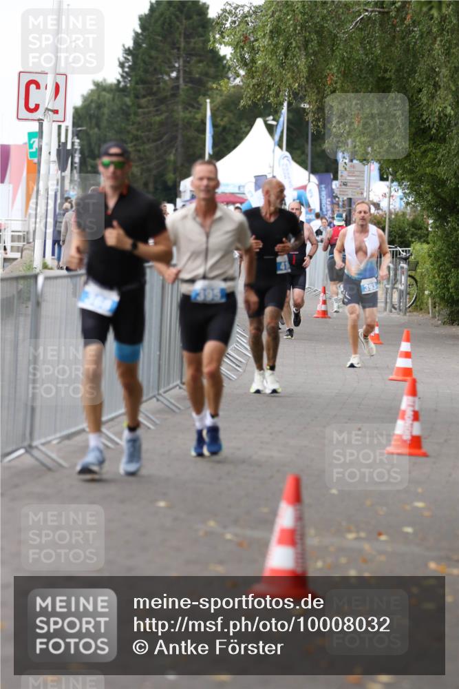 16.08.2026 - KN Förde Triathlon 2026 Antke Förster http://msf.ph/oto/10008032 16.08.2026 12:15:55 Laufen  meine-sportfotos.de