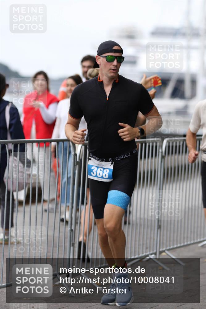 16.08.2026 - KN Förde Triathlon 2026 Antke Förster http://msf.ph/oto/10008041 16.08.2026 12:15:59 Laufen 368 meine-sportfotos.de
