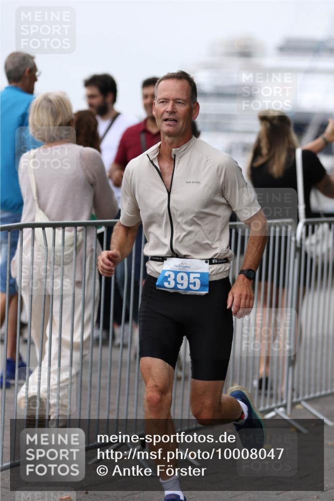 16.08.2026 - KN Förde Triathlon 2026 Antke Förster http://msf.ph/oto/10008047 16.08.2026 12:16:00 Laufen 395 meine-sportfotos.de