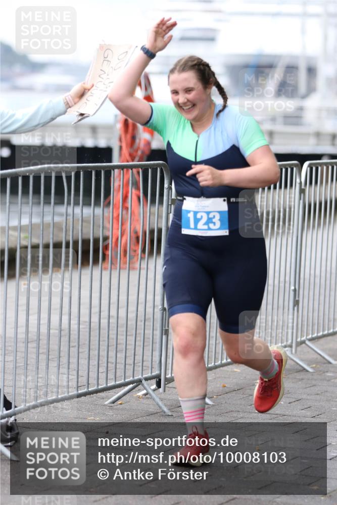 16.08.2026 - KN Förde Triathlon 2026 Antke Förster http://msf.ph/oto/10008103 16.08.2026 10:34:56 Laufen 123 meine-sportfotos.de
