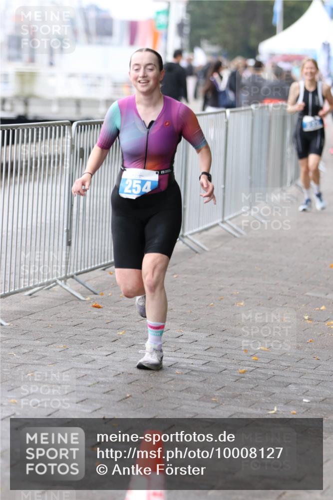 16.08.2026 - KN Förde Triathlon 2026 Antke Förster http://msf.ph/oto/10008127 16.08.2026 10:35:10 Laufen 254 meine-sportfotos.de