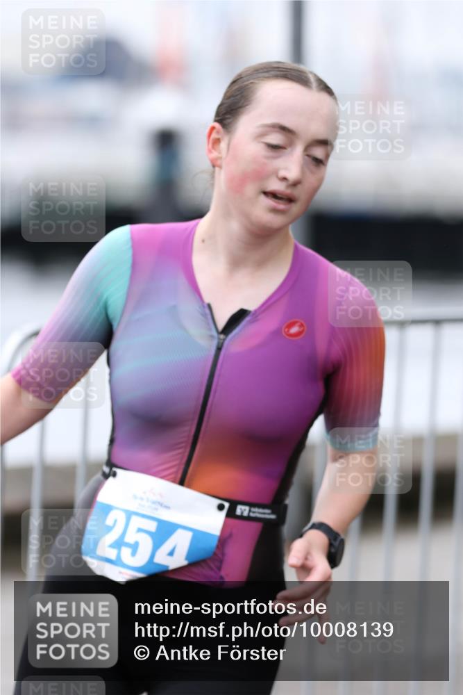 16.08.2026 - KN Förde Triathlon 2026 Antke Förster http://msf.ph/oto/10008139 16.08.2026 10:35:13 Laufen 254 meine-sportfotos.de