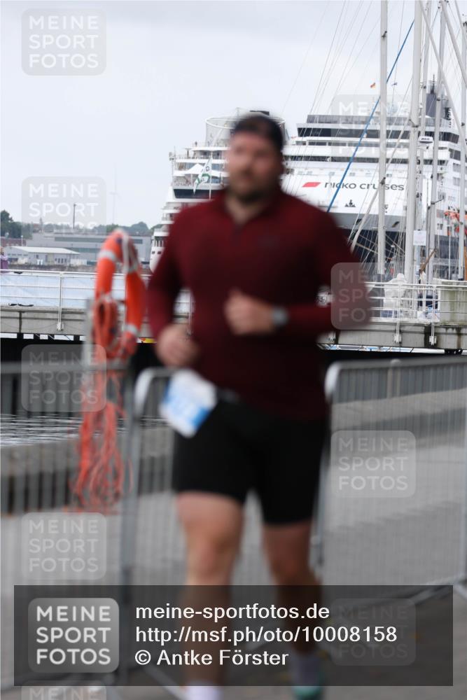 16.08.2026 - KN Förde Triathlon 2026 Antke Förster http://msf.ph/oto/10008158 16.08.2026 12:16:52 Laufen  meine-sportfotos.de