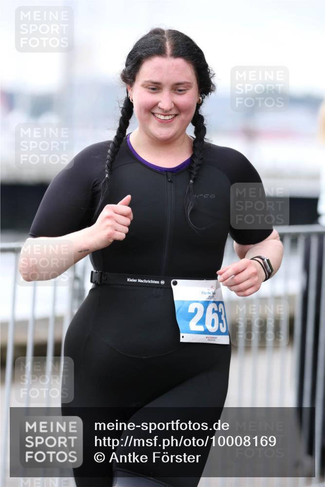 16.08.2026 - KN Förde Triathlon 2026 Antke Förster http://msf.ph/oto/10008169 16.08.2026 10:35:22 Laufen 263 meine-sportfotos.de