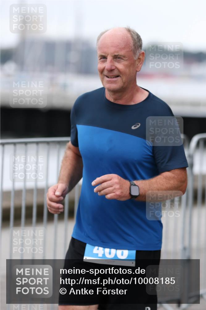 16.08.2026 - KN Förde Triathlon 2026 Antke Förster http://msf.ph/oto/10008185 16.08.2026 12:17:01 Laufen 400 meine-sportfotos.de