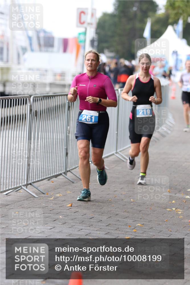 16.08.2026 - KN Förde Triathlon 2026 Antke Förster http://msf.ph/oto/10008199 16.08.2026 10:35:42 Laufen 261, 219 meine-sportfotos.de